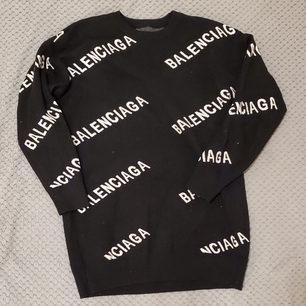 DESIGNER LABEL SWEATER DRESS